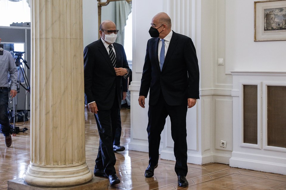 Αμπντελατίφ αλ-Ζαγιάνι και Νίκος Δένδιας / Φωτογραφία: Eurokinissi