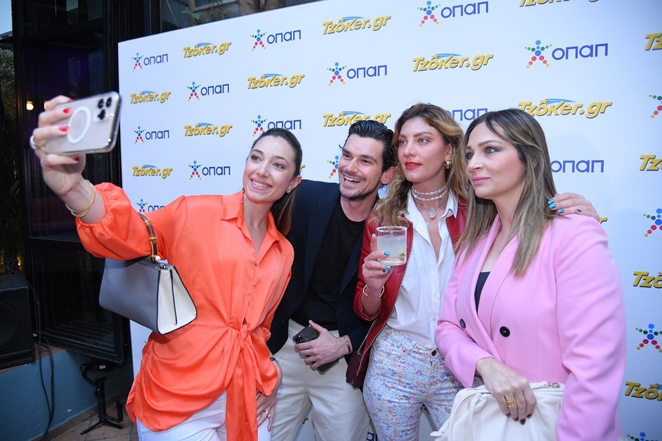 Δώρα Κατσικόγιαννη, Πλάτων Παπαγιαννόππουλος, Υβόννη Ντόστα, Ευφροσύνη Πολυζώη 