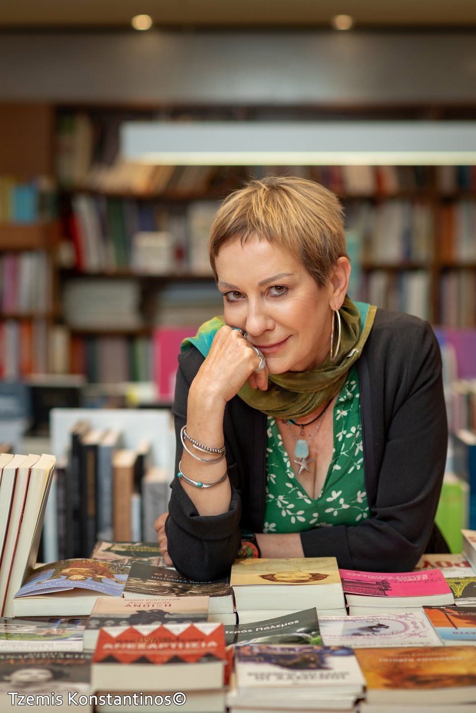 Οι παρουσιάσεις των βιβλίων της Λένας Διβάνη στα βιβλιοπωλεία πάντα αποτελούν αγαπημένη συνήθεια των βιβλιόφιλων / Φωτογραφία: Konstantinos Tzemis/Πατάκης