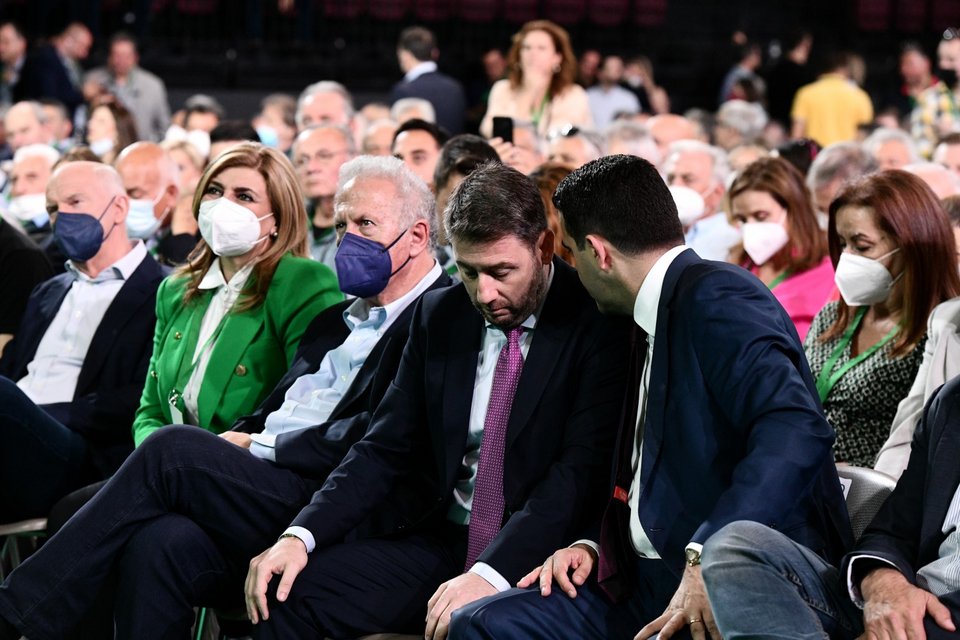 Νίκος Ανδρουλάκης και Μιχ. Κατρίνης συζητούν