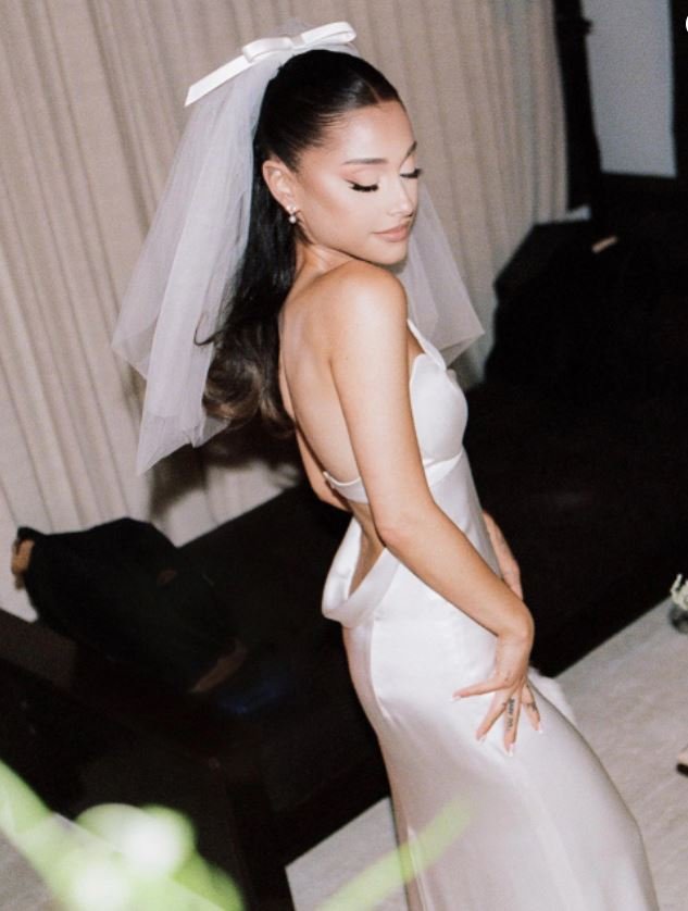 Η Ariana Grande την ημέρα του γάμου της