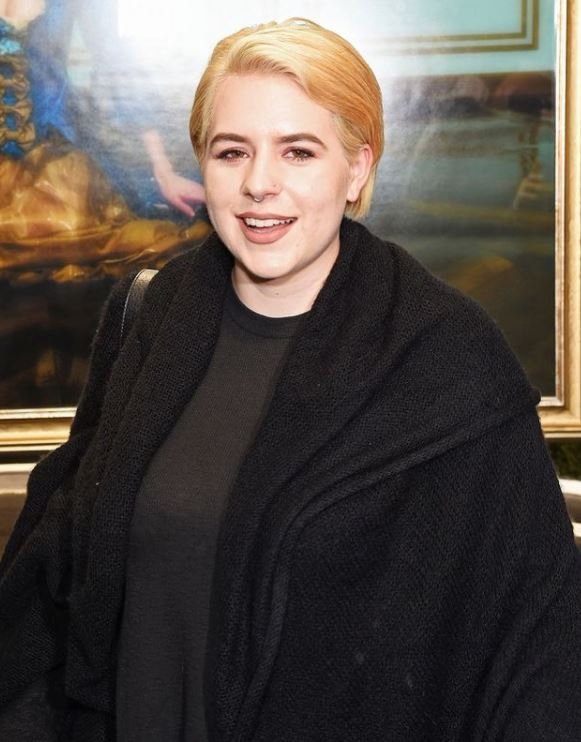 Η Ιζαμπέλα Κρουζ σε παλαιότερη φωτογραφία