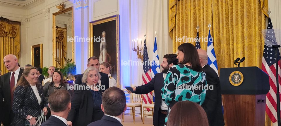 Η Νίκη Κεραμέως με την Ελληνίδα πρέσβη στην Ουάσιγκτον Αλεξάνδρα Παπαδοπούλου