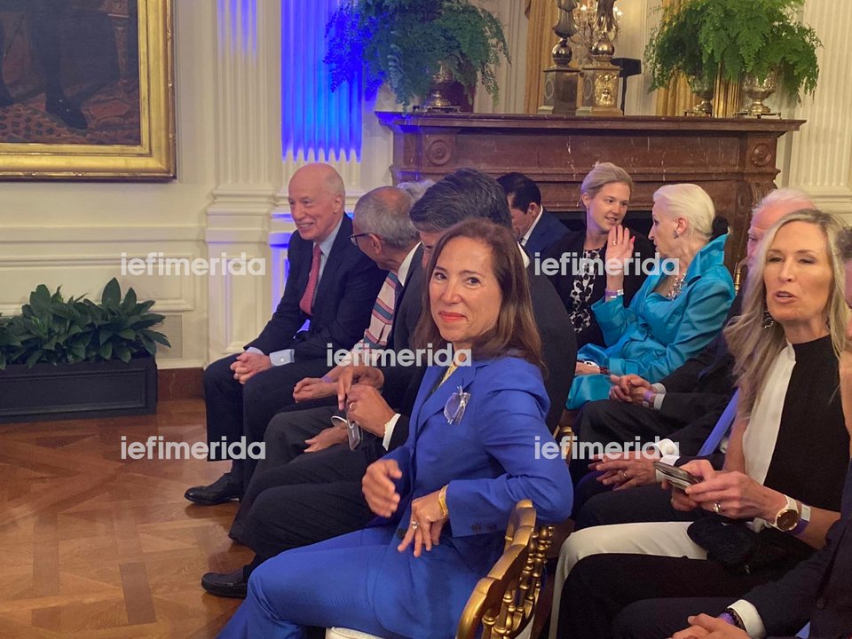 Η Ελένη Τσακοπούλου-Κουναλάκη αντικυβερνήτης της Καλιφόρνιας