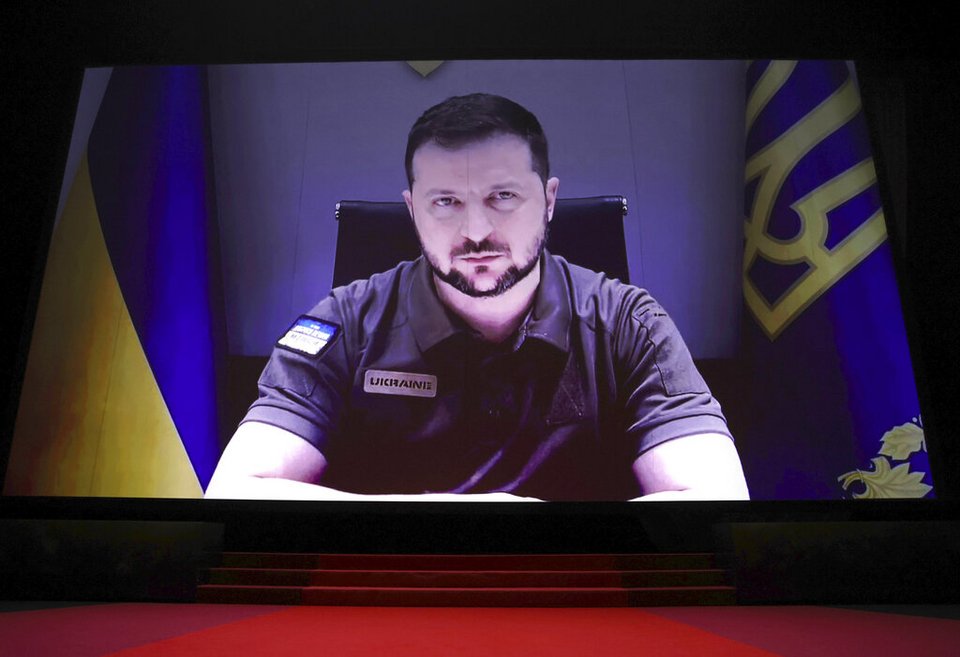 Το μήνυμα που Ζελένσκι που παρουσιάστηκε στην πρεμιέρα του Φεστιβάλ των Καννών