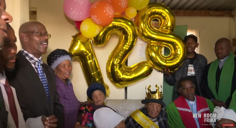 Η Johanna Mazibuko, η οποία ζει στη Νότια Αφρική, ισχυρίζεται ότι έχει γίνει 128 ετών