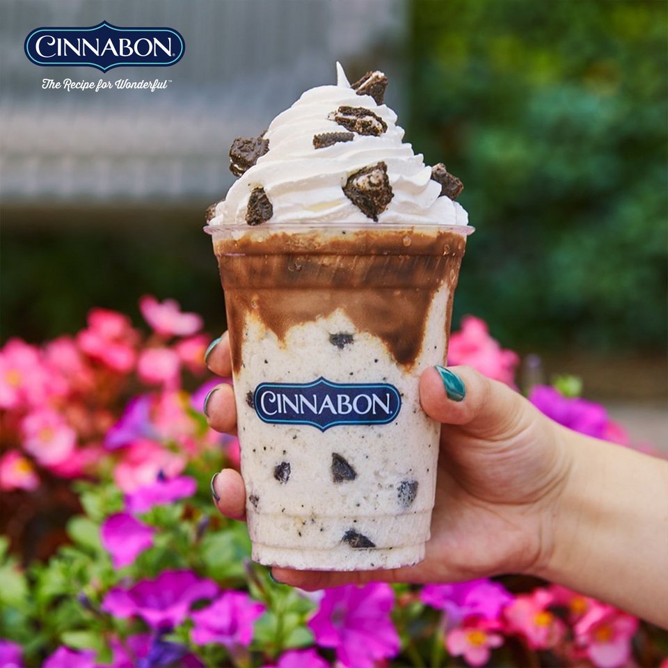 Cinnabon Cookies & Cream chillata