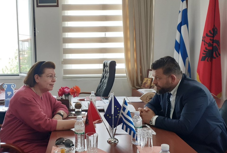 Η Υπουργός Πολιτισμού Λ. Μενδώνη σε συνάντηση με τον Δήμαρχο Δρόπολης Δ. Τόλη