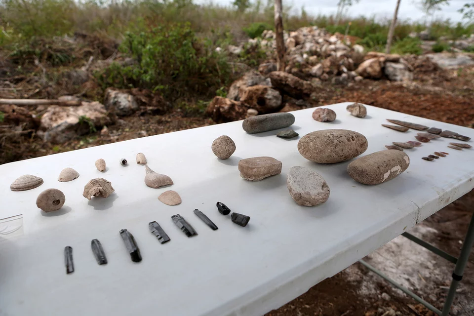 Εργαλεία που βρέθηκαν στην αρχαία πόλη