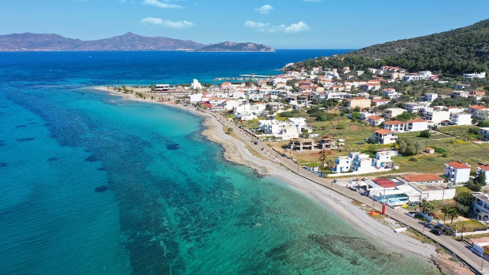 παραλίες μια ανάσα από Αττική Σκάλα Αγκίστρι. 