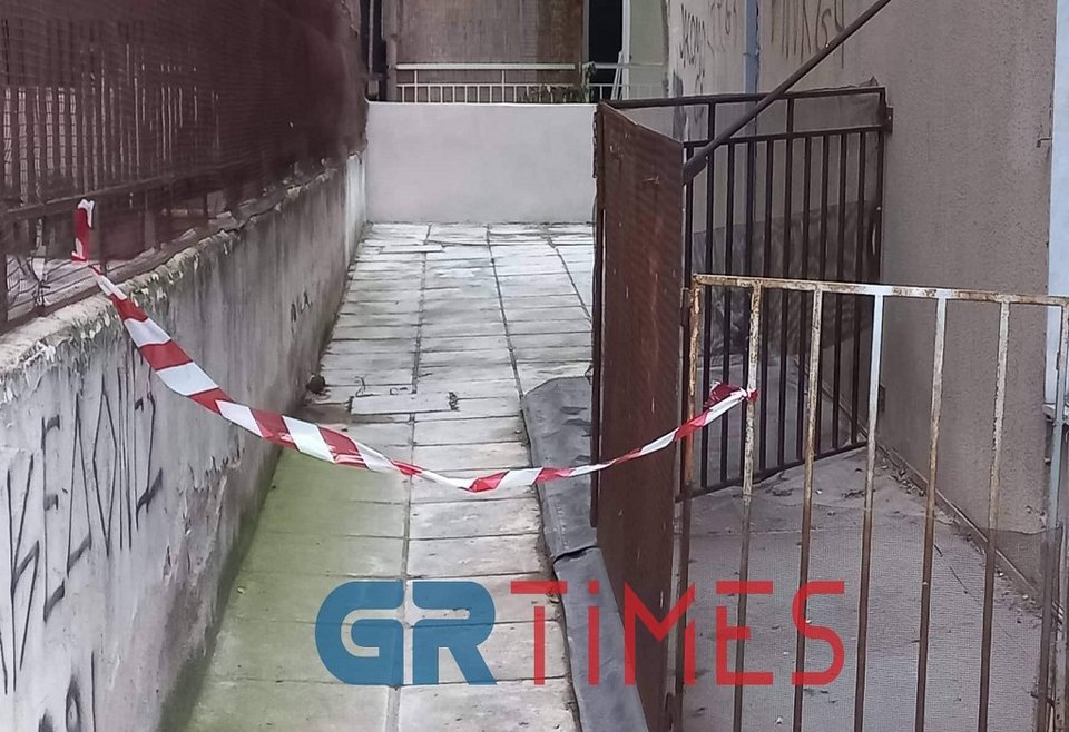Πτώση κοπέλας στη Θεσσαλονίκη