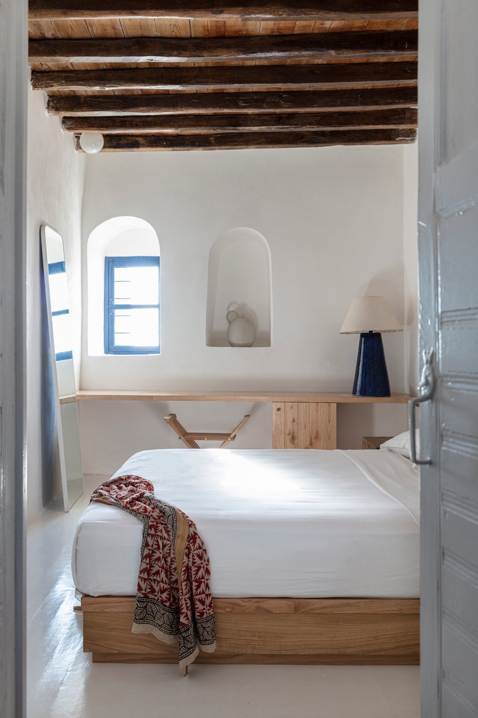 Ενα σπίτι στη Σίκινο με την υπογραφή των Kapsimali Architects