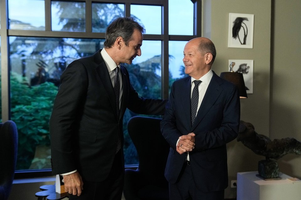 Ο Κυριάκος Μητσοτάκης με τον Ολαφ Σολτς