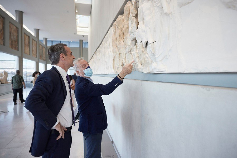 Ο Κυριάκος Μητσοτάκης στο Μουσείο της Ακρόπολης / Φωτογραφία: ΔΗΜΗΤΡΗΣ ΠΑΠΑΜΗΤΣΟΣ/ΓΡΑΦΕΙΟ ΤΥΠΟΥ ΠΡΩΘΥΠΟΥΡΓΟΥ/EUROKINISSI