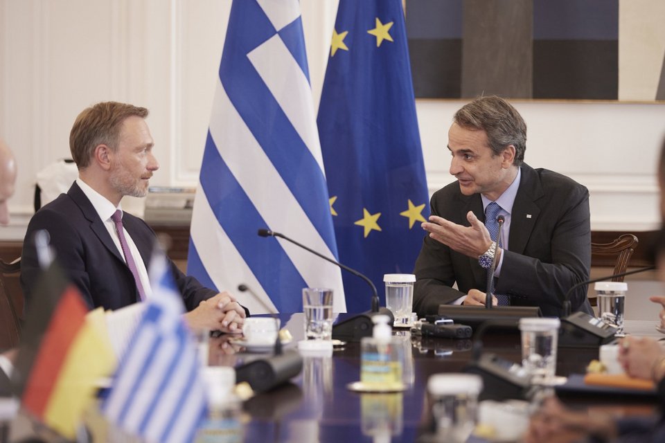 Ο Κυριάκος Μητσοτάκης με τον ομοσπονδιακό υπουργό Οικονομικών της Γερμανίας, Christian Lindner στο Μέγαρο Μαξίμο