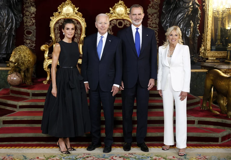 Ο βασιλιάς Φελίπε της Ισπανίας και η βασίλισσα Λετίθια με τον Αμερικανό πρόεδρο Τζο Μπάιντεν και την σύζυγό του Τζιλ 