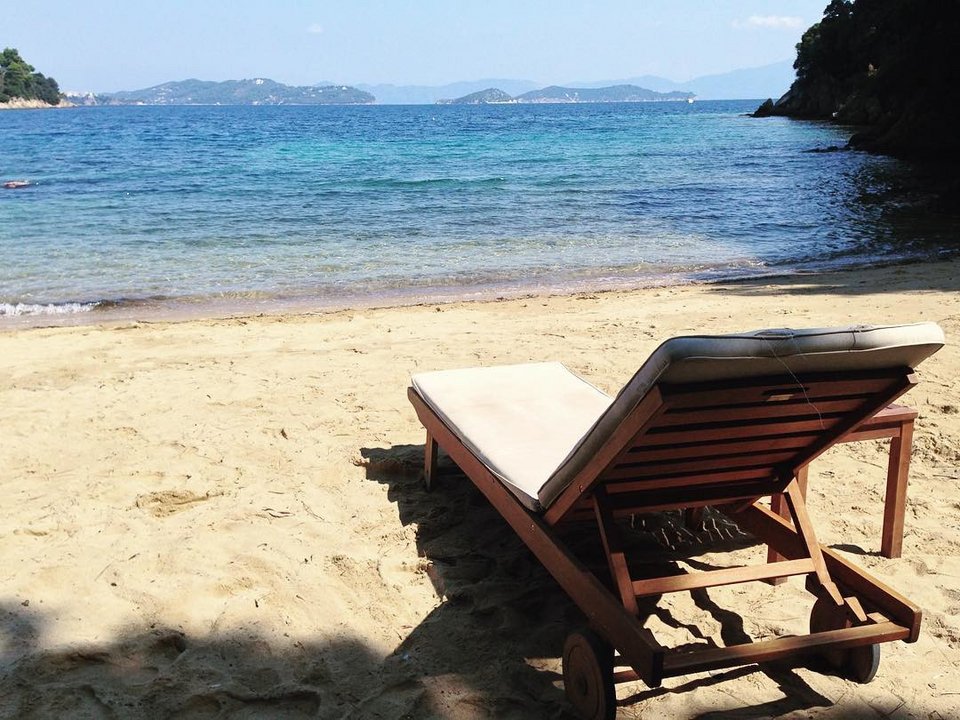 Παραλία Καναπίτσα Σκιάθος
