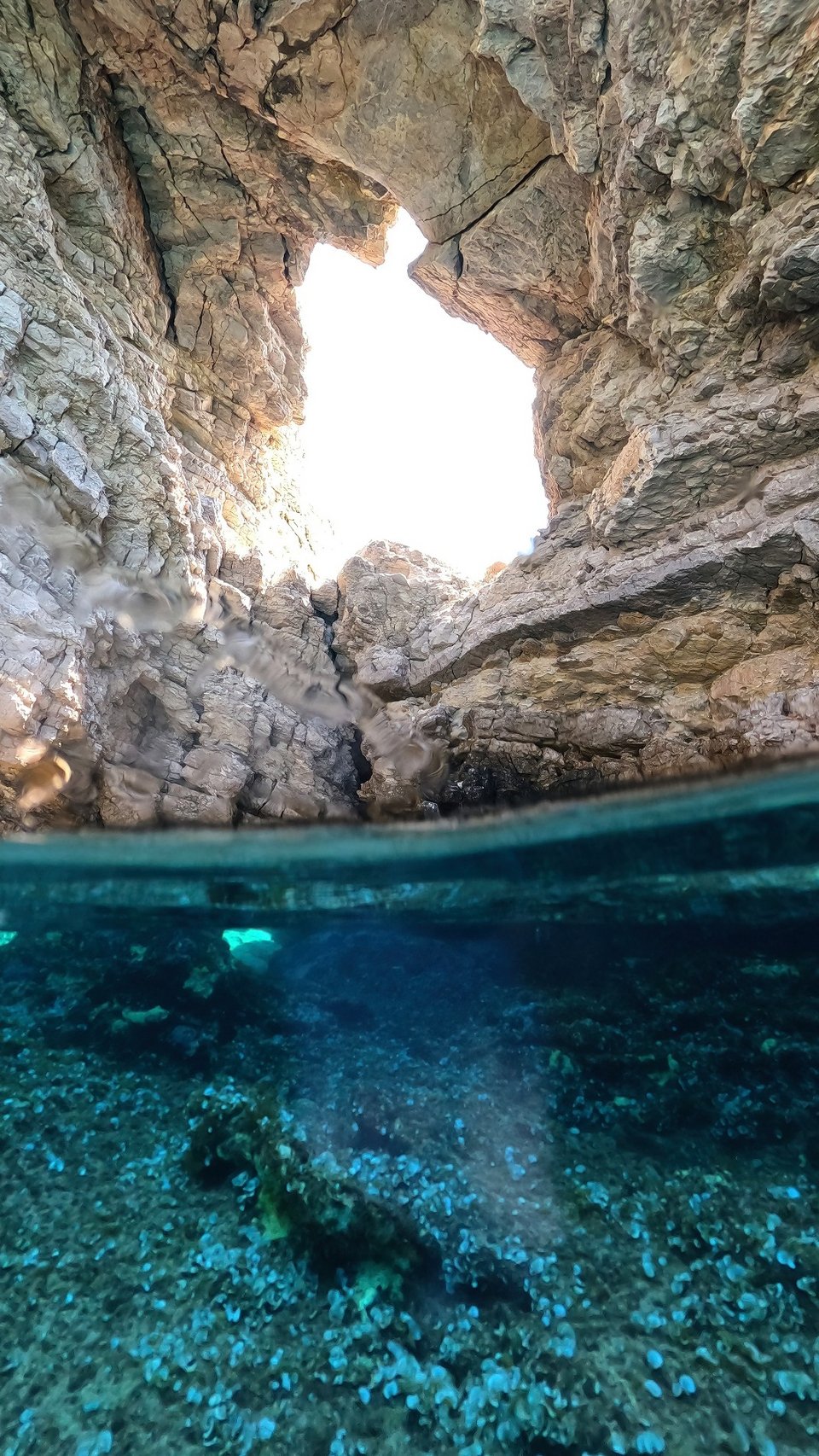 παραλία Κύθηρα Καλαδί