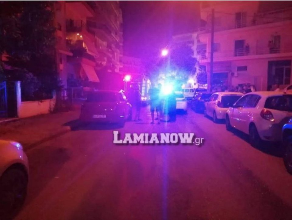 Φωτιά σε διαμέρισμα στη Λαμία / lamianow.gr
