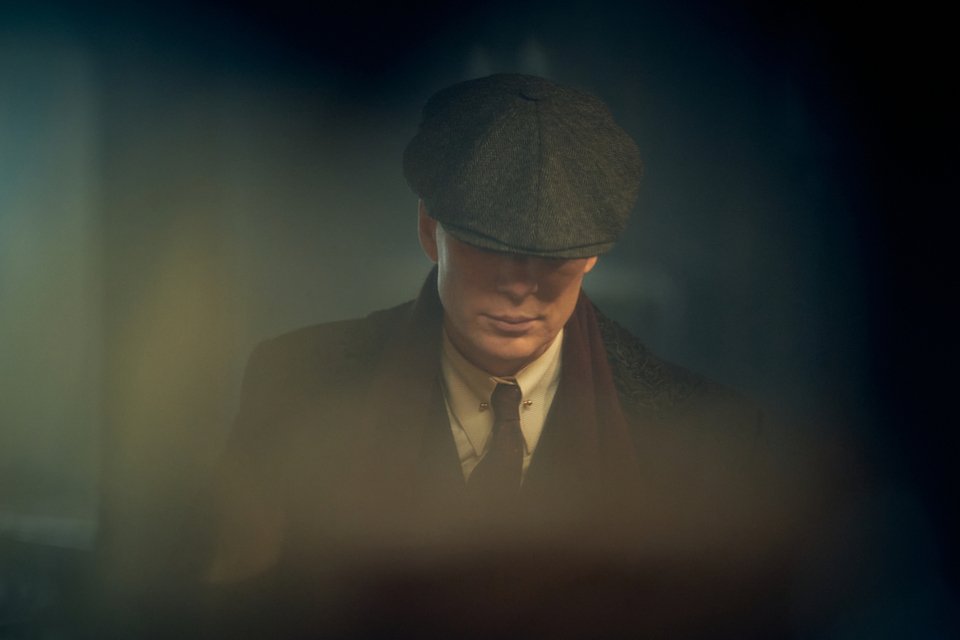 Ο Cillian Murphy ως Tommy Shelby στη σειρά Peaky Blinders