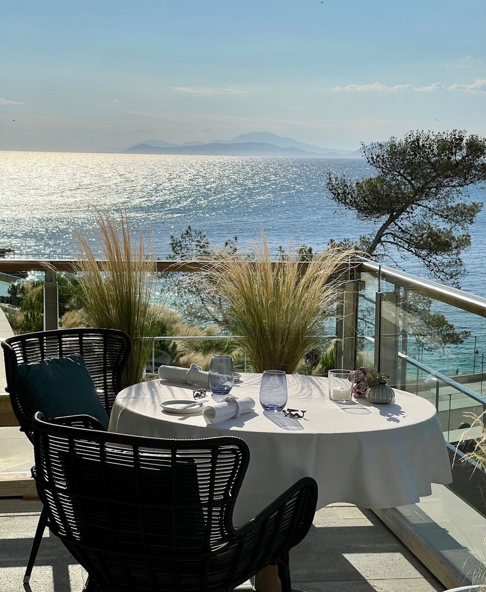 Η μοναδική θέα του εστιατορίου Pelagos στο Four Seasons - Φωτογραφία: fourseasons.com
