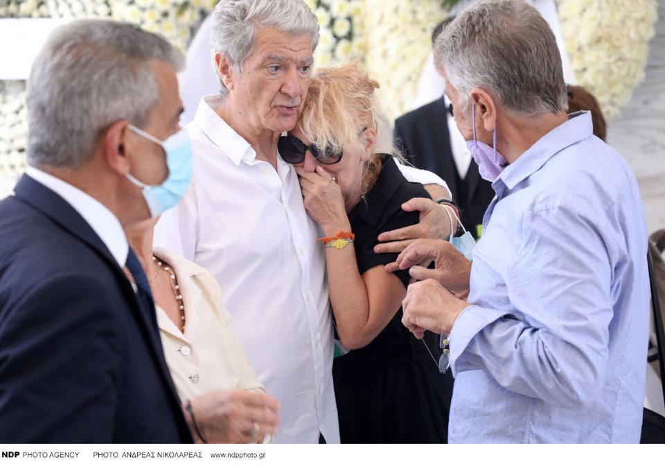 Θέμις Μπαζάκα