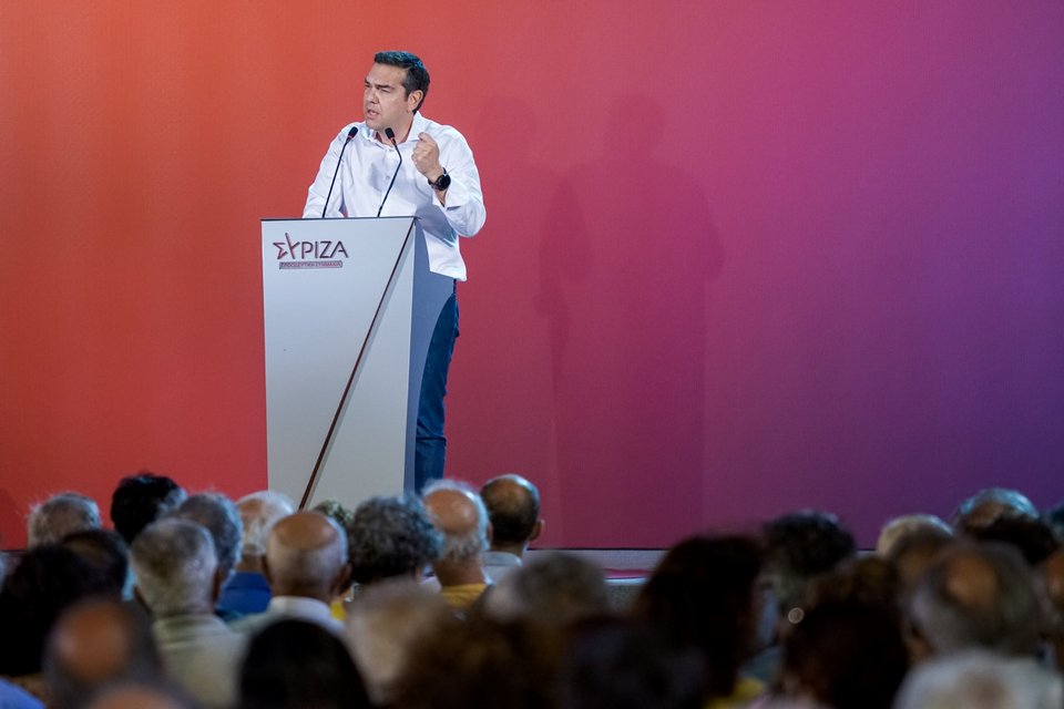 Ο Αλέξης Τσίπρας μιλά στη Λέσβο / Φωτογραφία: ΠΑΝΑΓΙΩΤΗΣ ΜΠΑΛΑΣΚΑΣ/EUROKINISSI