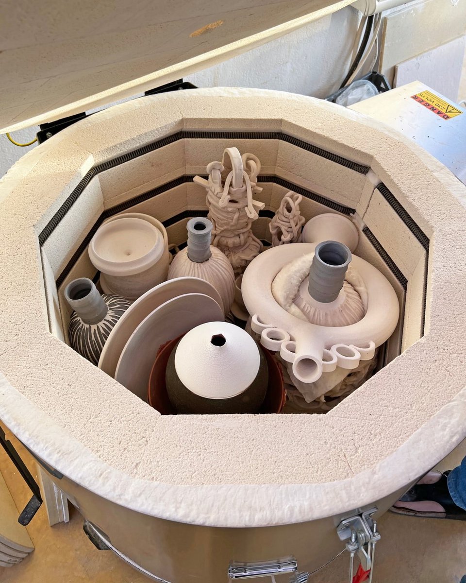 Big Blue Dot - Contemporary Ceramics with a view of Keros - Installation and Exhibition στο Άνω Κουφονήσι