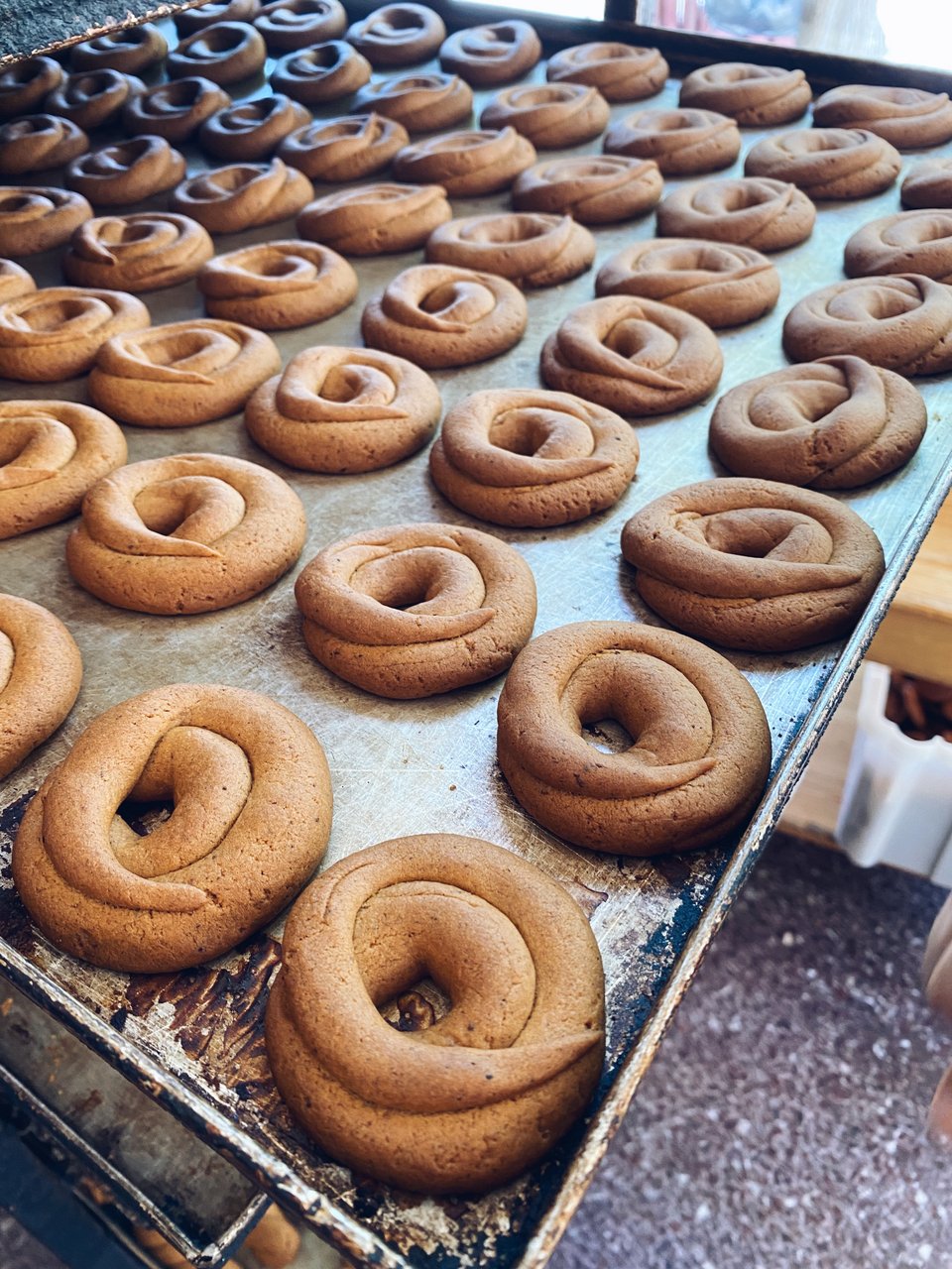 Η φήμη των μουστοκούλουρων έχει ξεπερασει τα όρια όχι μόνο της τοπικής κοινωνίας, αλλά και της χώρας, αφού έχουν προταθεί από τον οδηγό Michelin ως αντιπροσωπευτικό ελληνικό προϊόν. 