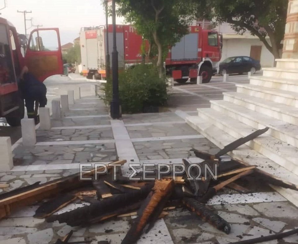 Καταστροφές λόγω της φωτιάς, σε εκκλησία στις Σέρρες / ΕΡΤ Σερρών