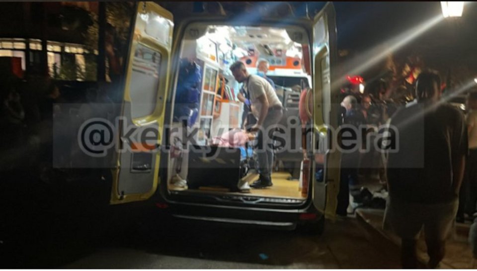 Ασθενοφόρο παρείχε τις πρώτες βοήθειες / kerkyrasimera.gr