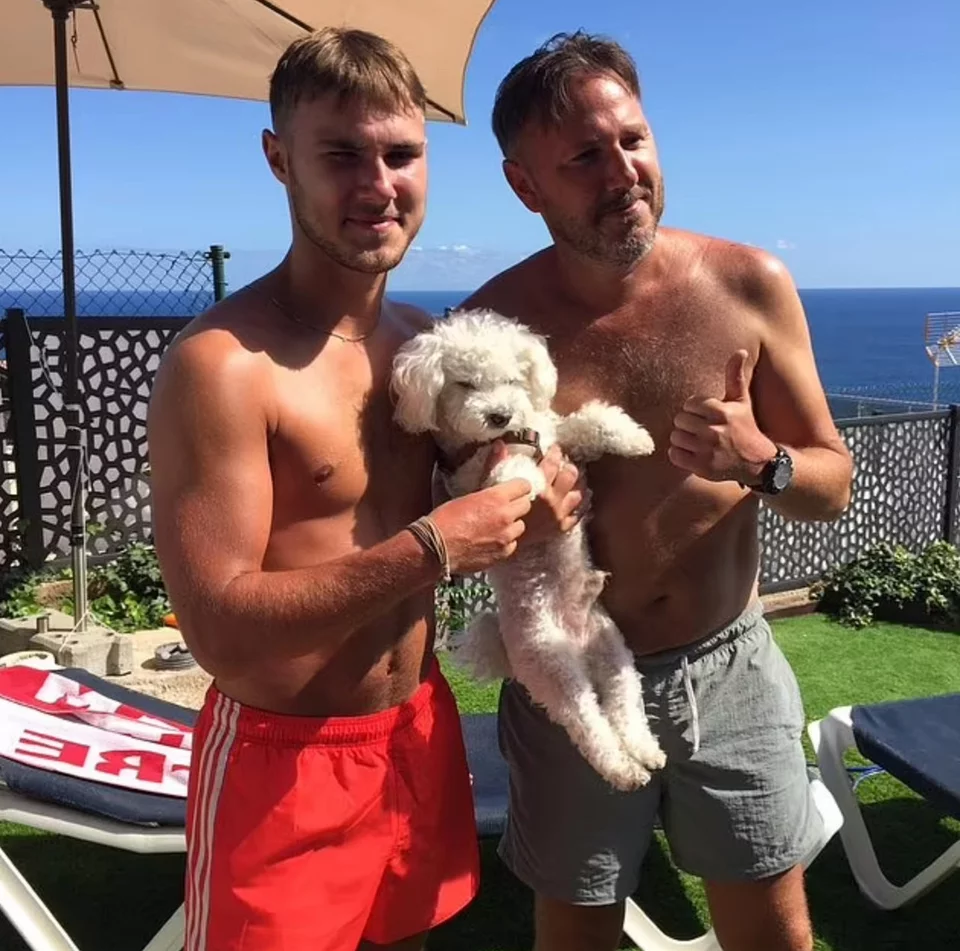 Με τον πατέρα του 