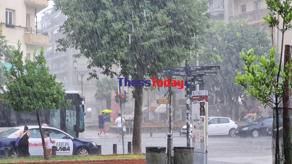 Καταιγίδα στη Θεσσαλονίκη / thesstoday.gr