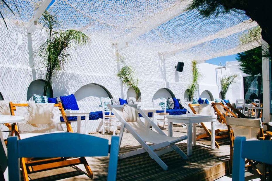 To beach bar Αlmyra στην Αγία Πελαγία - Φωτογραφία: AlmyraBeachOfficial/Facebook
