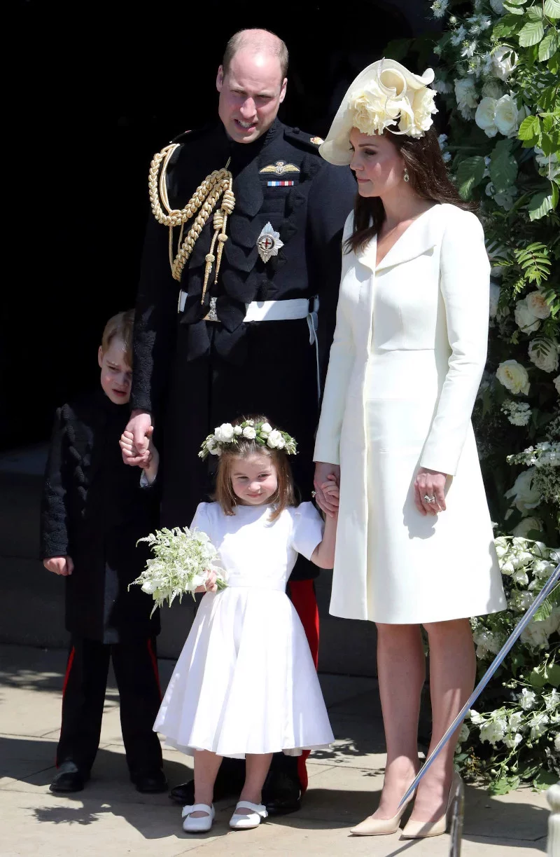 Κέιτ Μίντλετον, πρίγκιπας Γουίλιαμ με τα παιδιά τους στο γάμο του Χάρι και της Μέγκαν Μαρκλ 