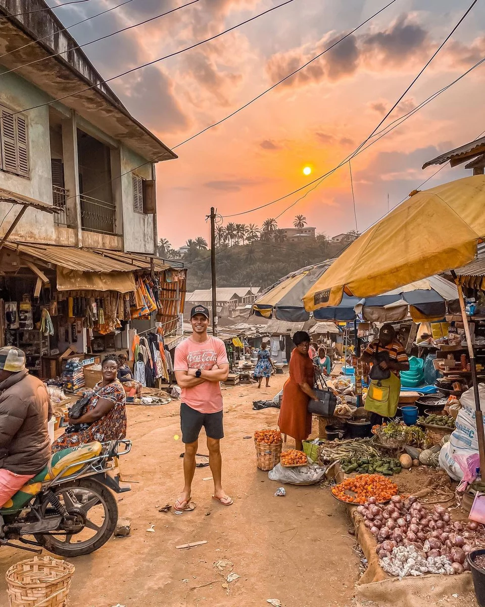 Ολλανδός ταξιδεύει 10 χρόνια στον κόσμο