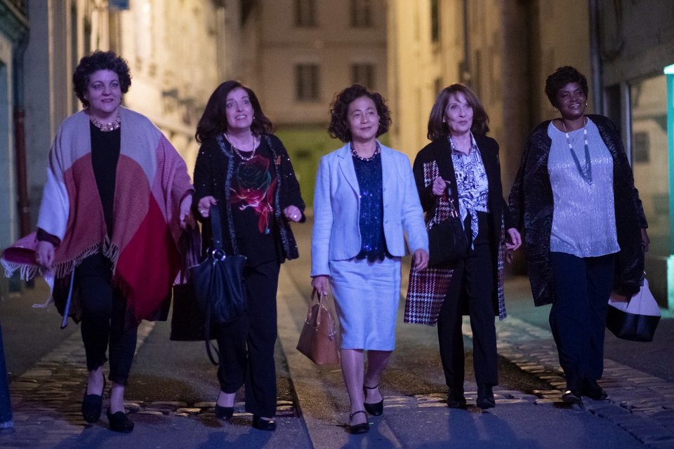 Όλες οι πεθερές μαζί έτοιμες για νέες περιπέτειες που σκορπίζουν γέλιο