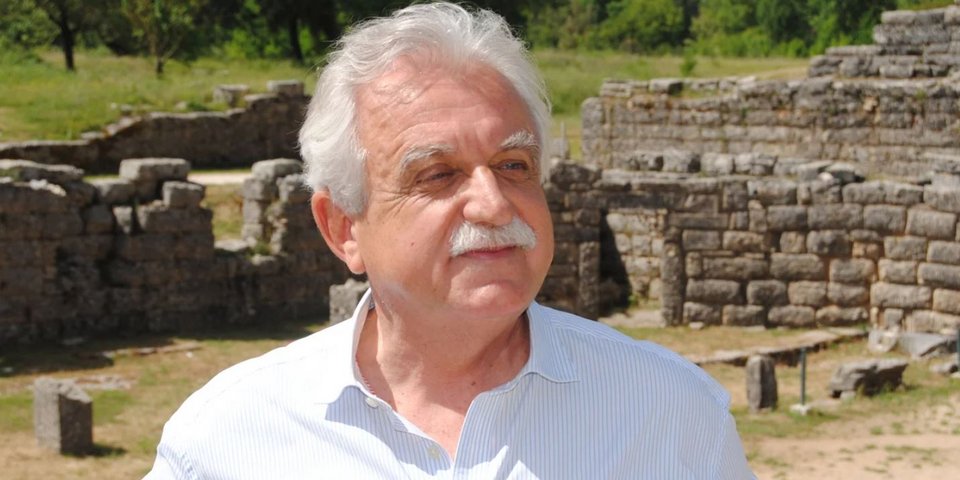 To πρόγραμμα ανασυγκρότησης είναι κυρίως υπέρ των μεταρρυθμίσεων και λιγότερο υπέρ των υποδομών, λέει ο Σταύρος Μπένος στο iefimerida