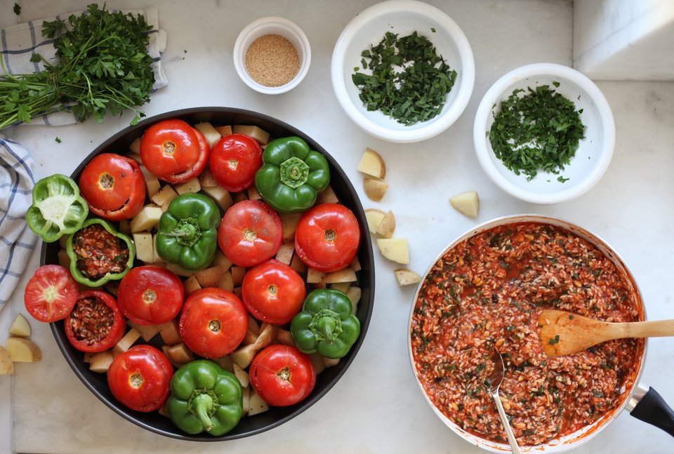 Η παραδισιακή μεσογειακή κουζίνα εμπνέει τον Κάρολο Μιχαηλίδη. 