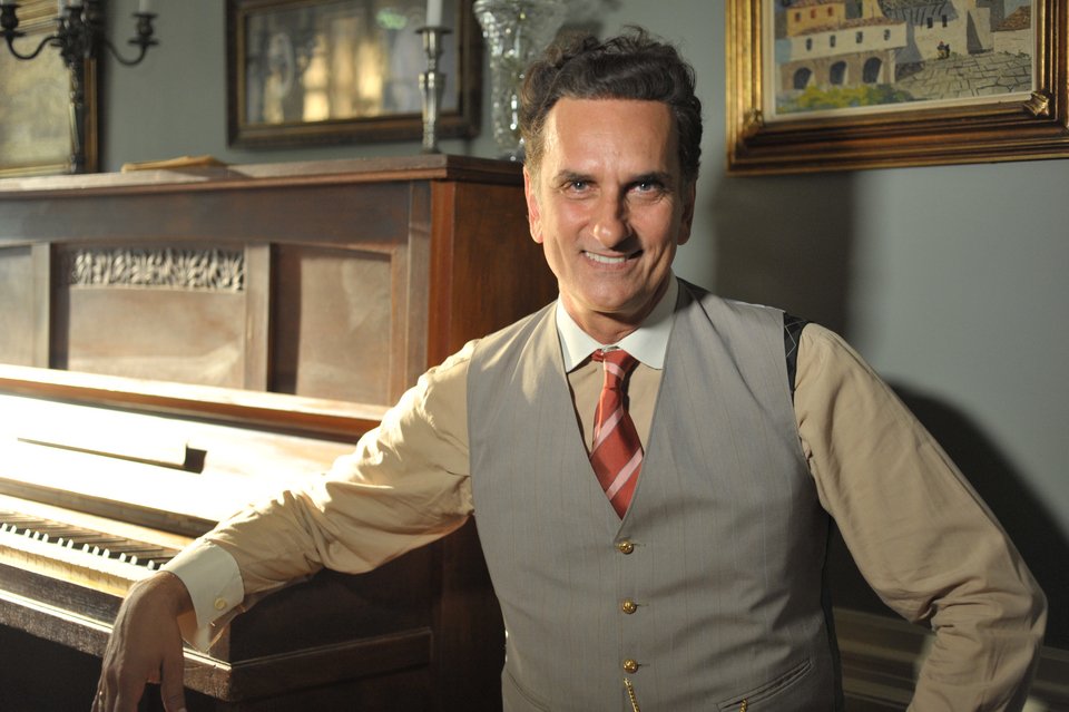 Νίκος Ψαρράς