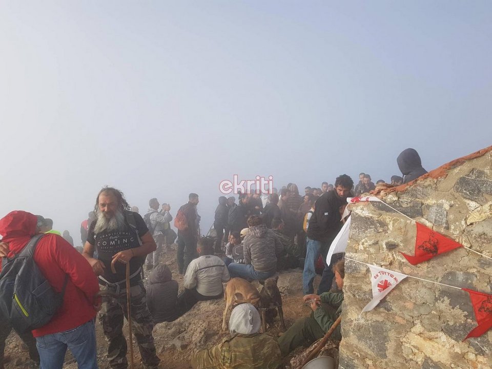 στο εκκλησάκι του Αφέντη Χριστού