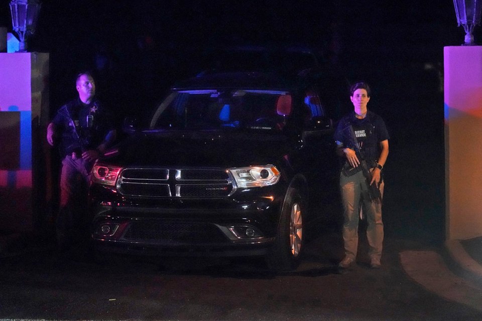 Το FBI στο θέρετρο του Ντόναλντ Τραμπ στη Φλόριντα /Φωτογραφία: AP