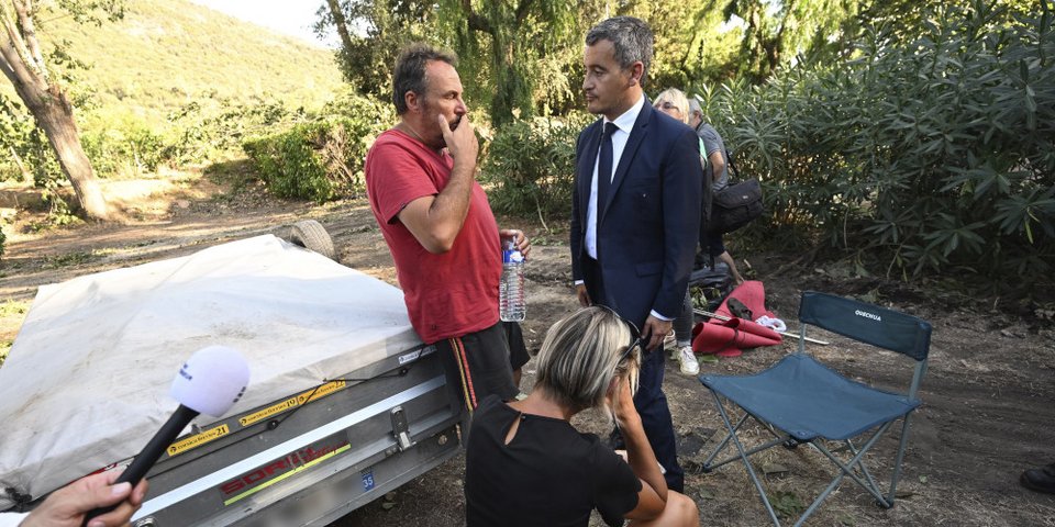 O Γάλλος υπουργός Εσωτερικών στη Κορσική / Φωτογραφία: ASSOCIATED PRESS