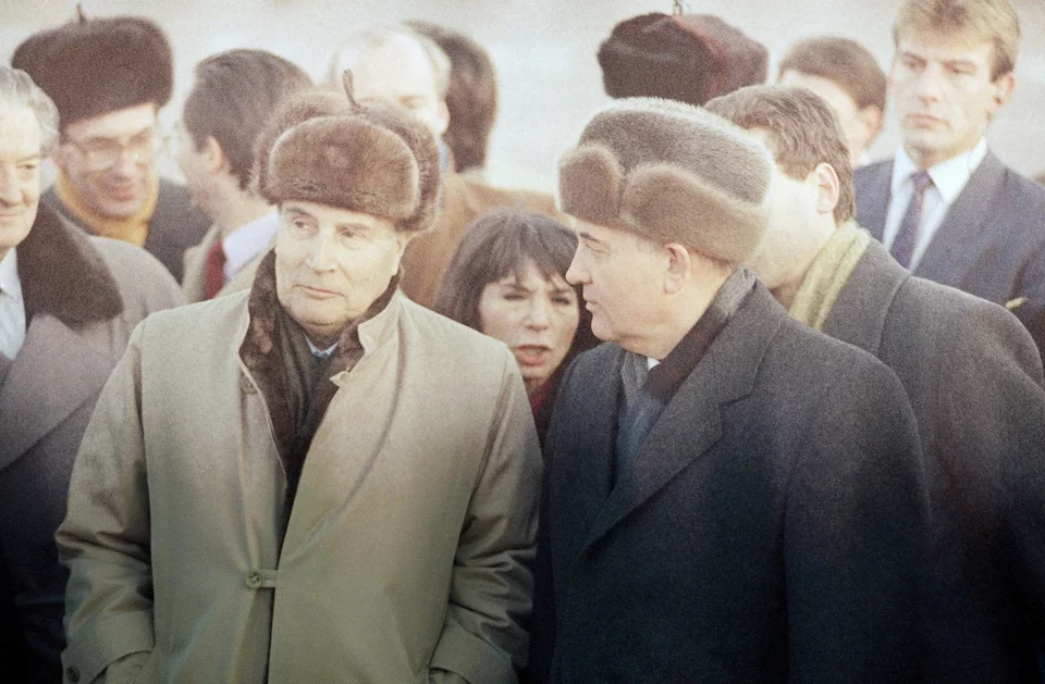 Γκορμπατσόφ-Μιτεράν -Φωτογραφία αρχείου: AP