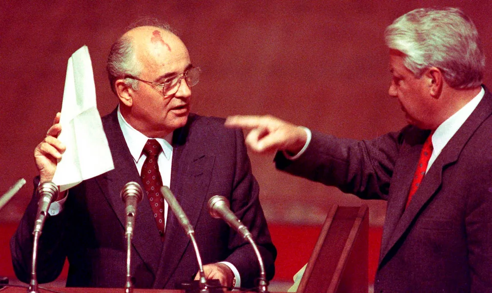 Γκορμπατσόφ-Γέλτσιν-Φωτογραφία αρχείου: AP