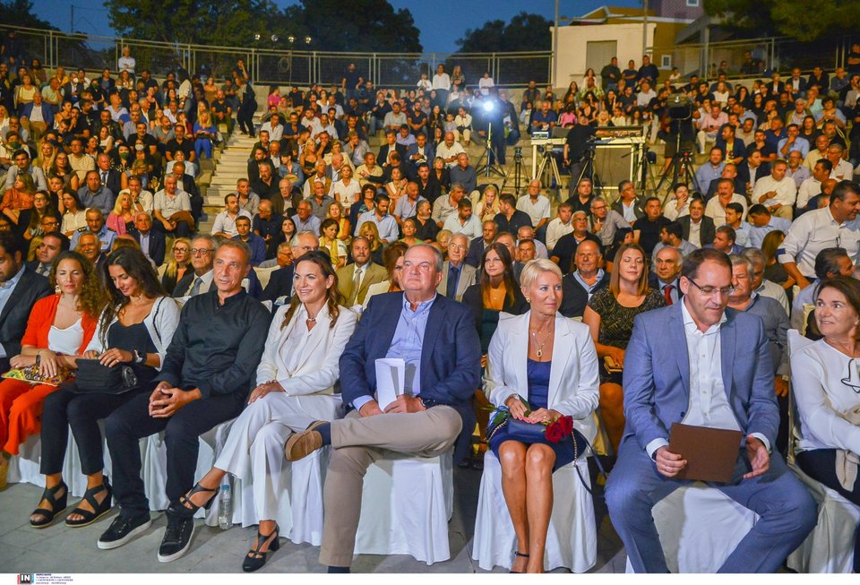 Κώστας Καραμανλής, Νατάσα Παζαΐτη, Όλγα Κεφαλογιάννη και Μ. Μάτσας στην εκδήλωση στα Ανώγεια / Φωτογραφία: intimenews/ΑΝΤΩΝΙΟΥ ΓΟΥΛΙΕΛΜΟΣ