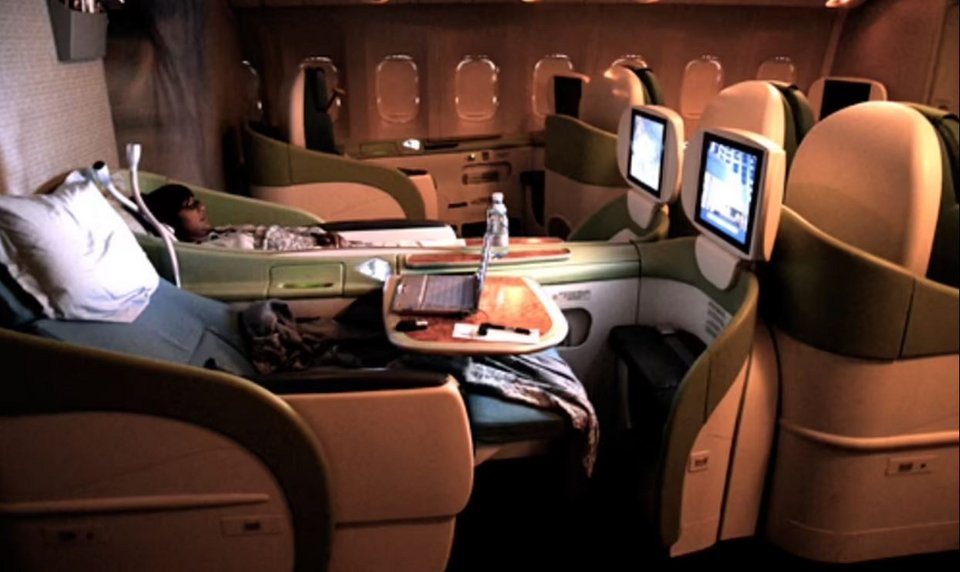 Η Korean Air προσφέρει πτήσεις από τη Νέα Υόρκη προς το Πεκίνο της Κίνας και τα εισιτήρια της πρώτης θέσης, γνωστά ως &quot;Prestige Suites&quot;, κοστίζουν 27.000 δολάρια