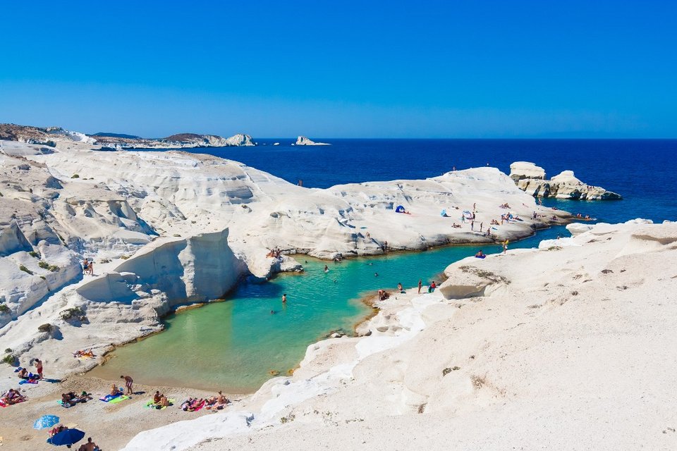 περίεργες παραλίες Σαρακήνικο Μήλος