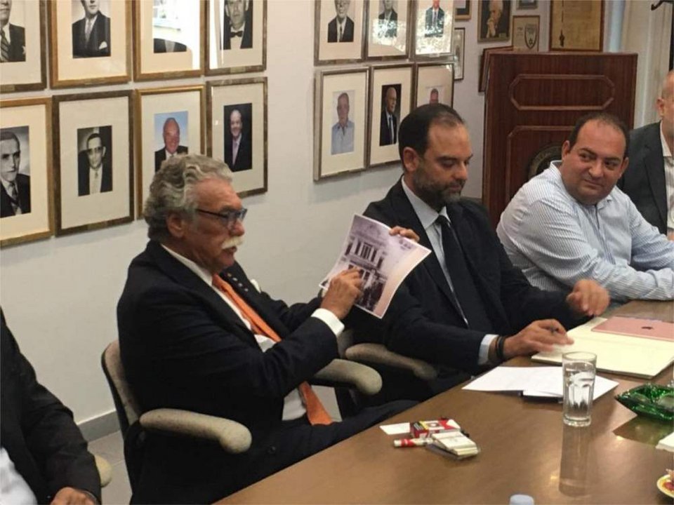 Ο Νταβίντ Σαλτιέλ -«Χάθηκαν επτά χρόνια, αλλά τώρα οι διαδικασίες για την ανέγερση του Μουσείου Ολοκαυτώματος προχωρούν», είπε στη συνάντηση με τον Άκη Σκέρτσο