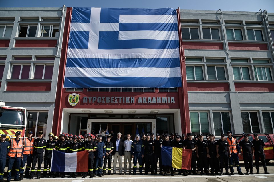 πυροσβεστες